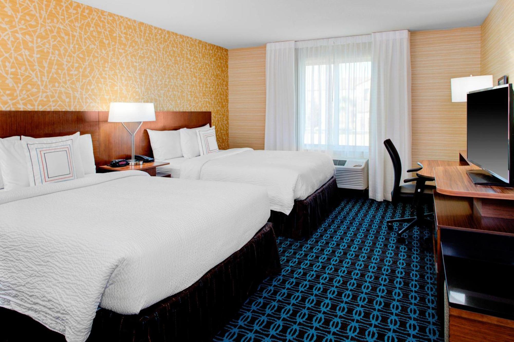 Hotel Fairfield & By Marriott North/airport